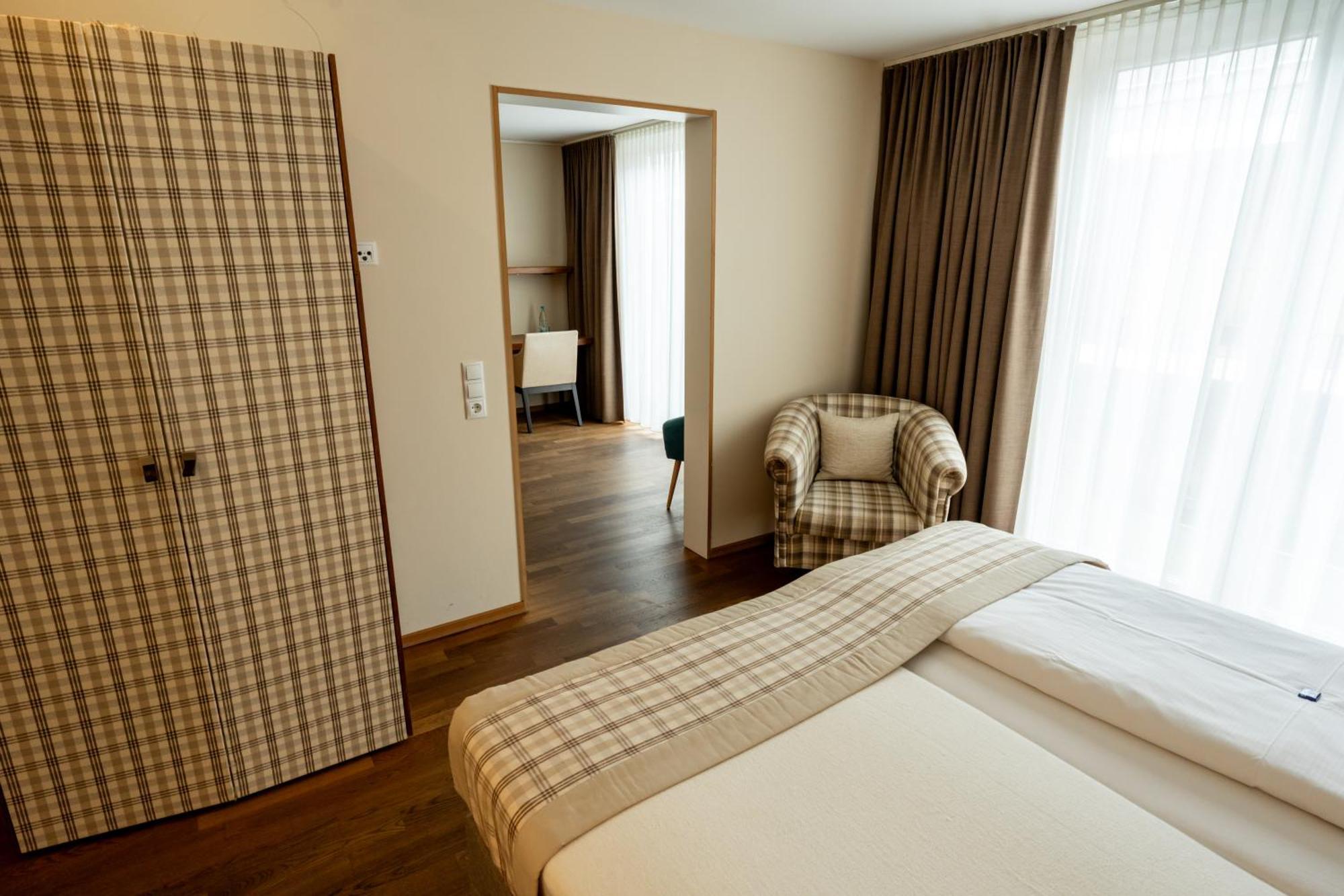 Restaurant Hotel Zum Storchen Waldkirch Εξωτερικό φωτογραφία